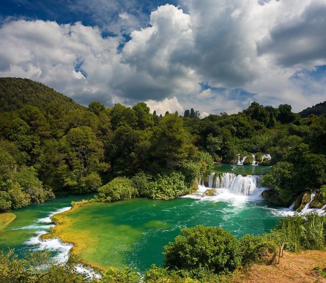 クルカ国立公園　(C)NP”Krka”